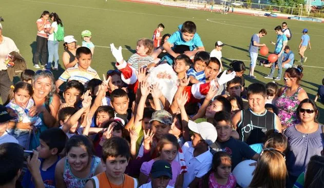 Info Municipal: En este equipo de niños juega hasta el “Viejito”