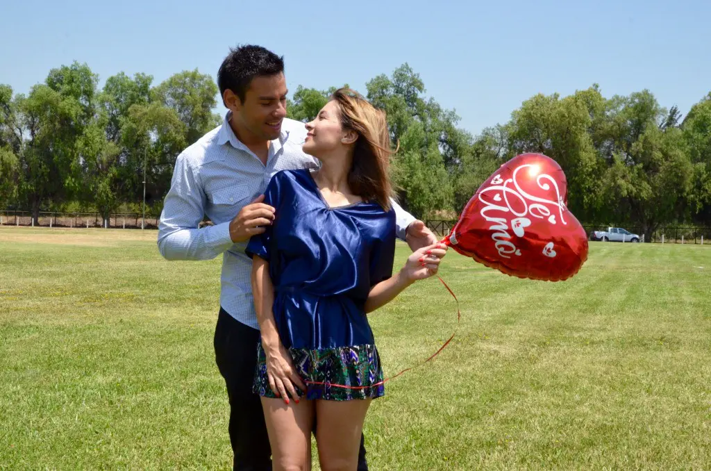 Sabrina Sosa y Claudio Valdivia – Diario de vida de un amor a prueba de luces