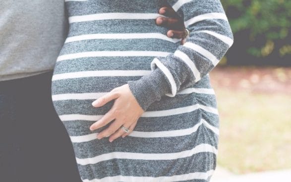 MITOS Y VERDADES EN LA SALUD BUCAL DE UNA MUJER EMBARAZADA