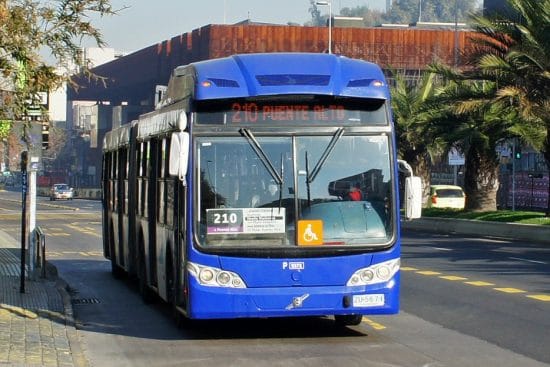 Usuario de Facebook busca armar una fiesta sobre la mítica 210
