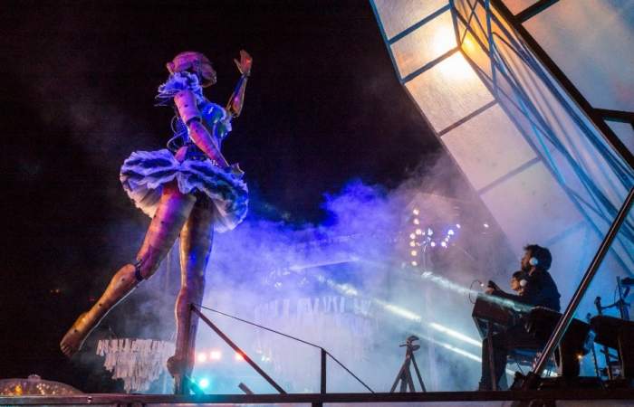 La Bailarina gigante llega a Puente Alto