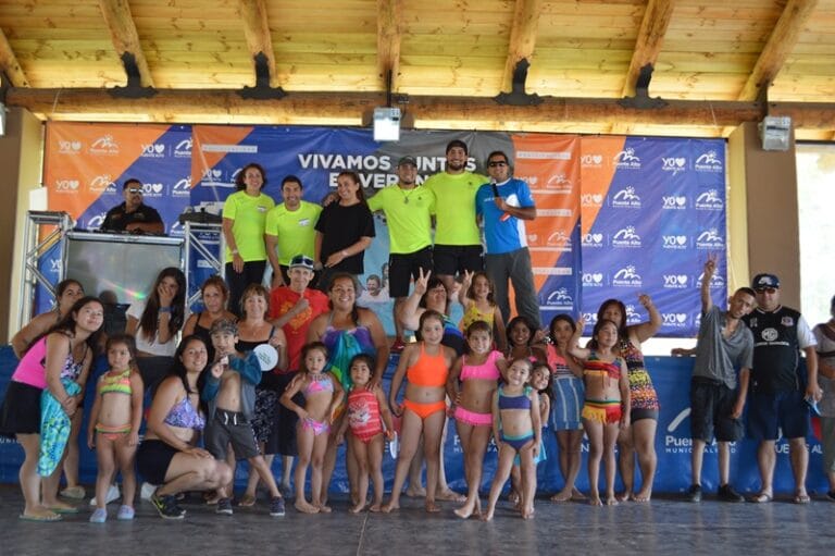 Piscina, baile y entretención: Panorama ideal en Balneario Municipal