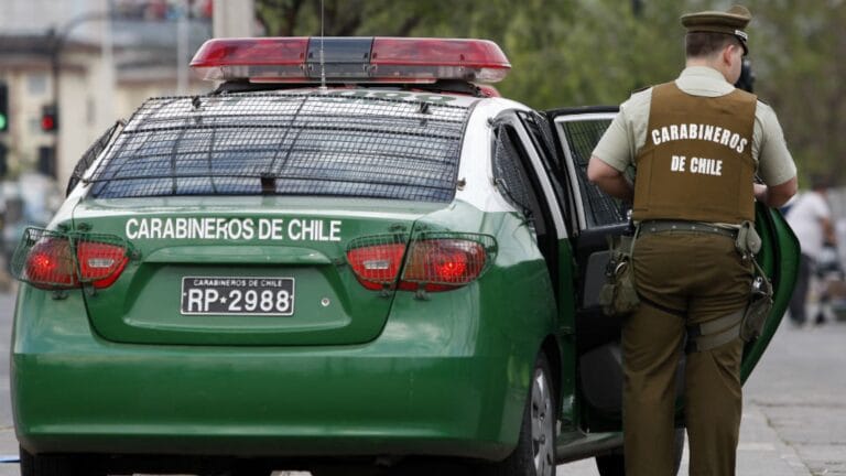 Puente Alto: Carabinero resultó herido de gravedad luego de que se le disparara su arma de servicio