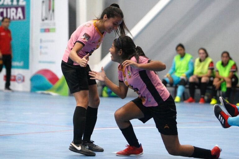 Puentealtinas fueron convocadas a la Selección Chilena de Futsal
