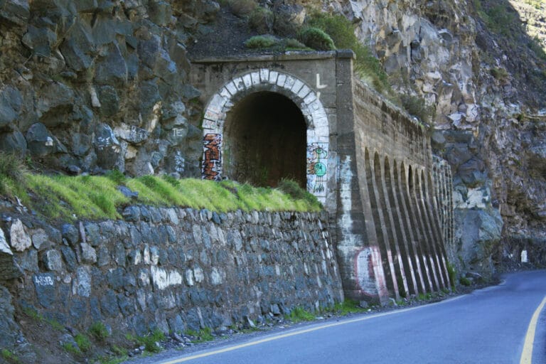 Lugares para visitar en la provincia: El misterioso Túnel Tinoco