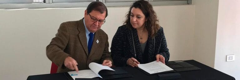 Escuela de Salud de INACAP Sede Puente Alto firma convenio con Clínica Odontológica CreoSonrisas