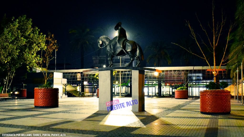 La historia detrás del caballo de la Plaza de Puente Alto