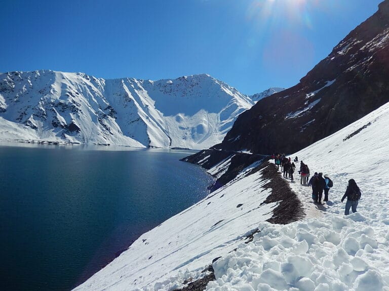 Dos niñas brasileñas fallecieron tras rodado en Embalse del Yeso