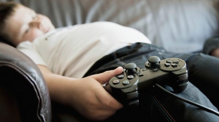 Portal Puente Alto: Aparatos electrónicos: ¿Una causa de obesidad infantil?