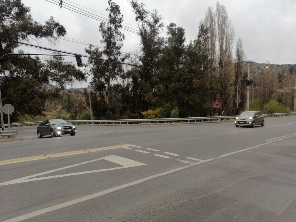 Nuevo semáforo comenzará a funcionar en cruce que une los caminos a Puente Alto, San José de Maipo y Pirque