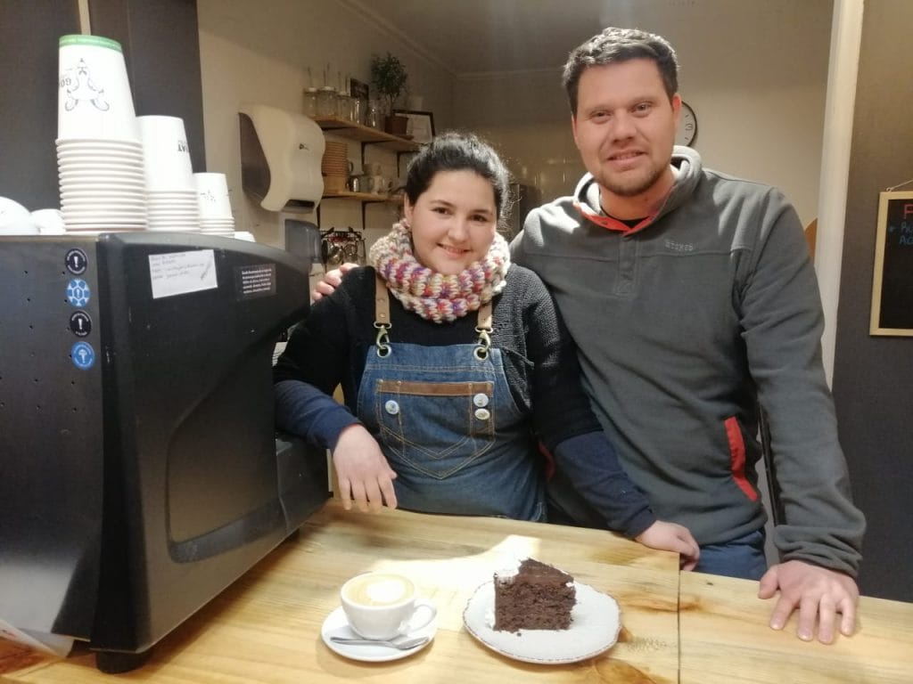 Cafetería especial con productos veganos llegó a Puente Alto