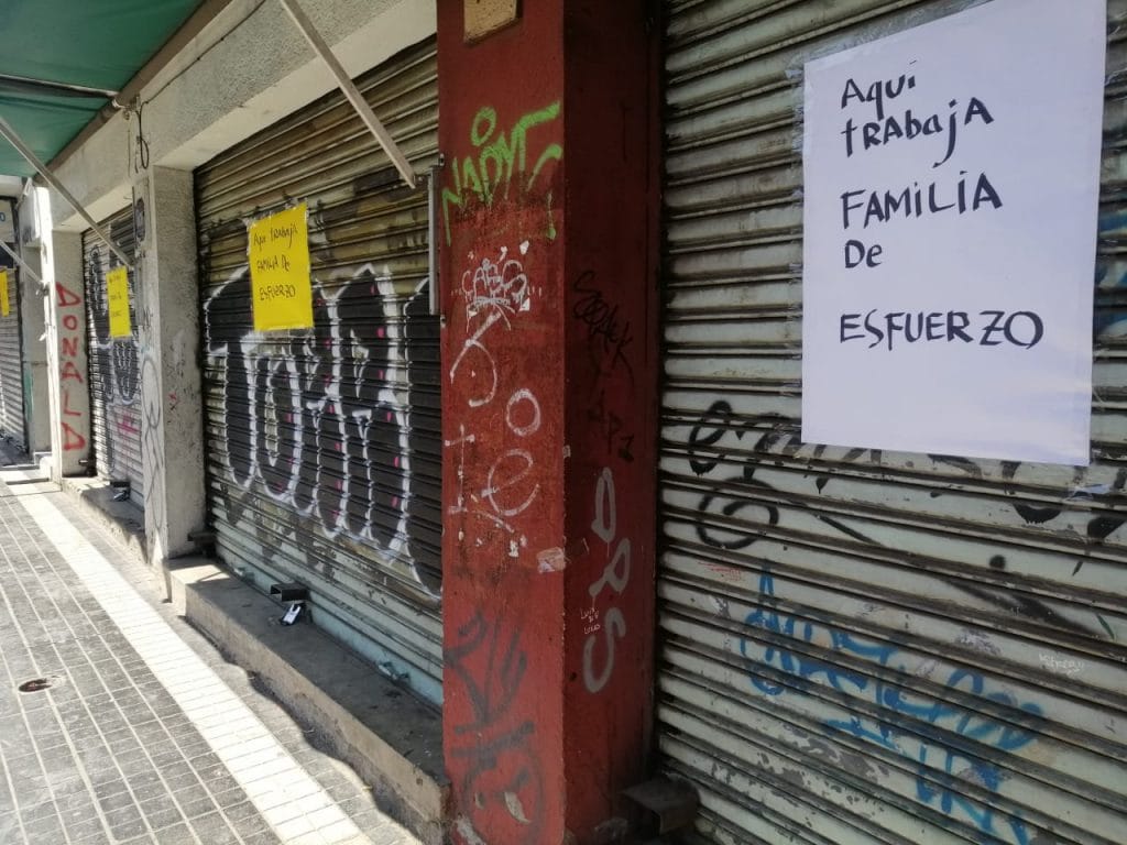 Emprendedores puentealtinos realizan particular llamado: “Aquí trabaja gente de esfuerzo”