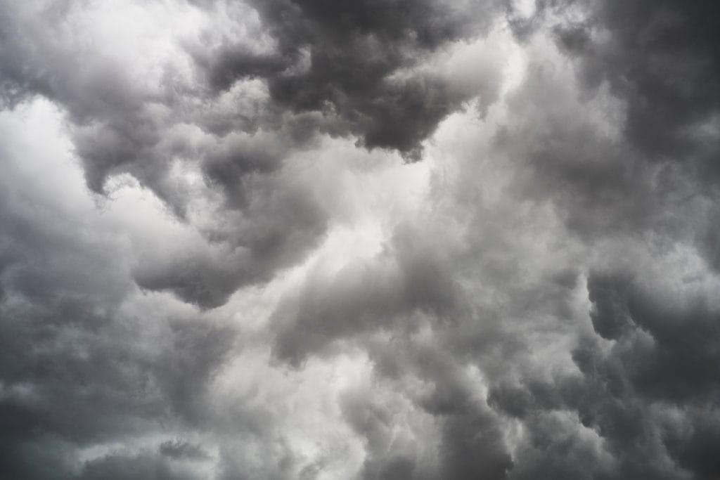 Anuncian alerta de tormentas eléctricas y altas temperaturas en la cordillera
