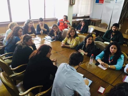Representantes de siete proyectos habitacionales de Puente Alto se reunieron con directora del SERVIU para buscar soluciones a inquietudes