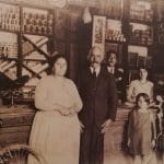 Foto: Emporio, calle José Luis Coo (1913)