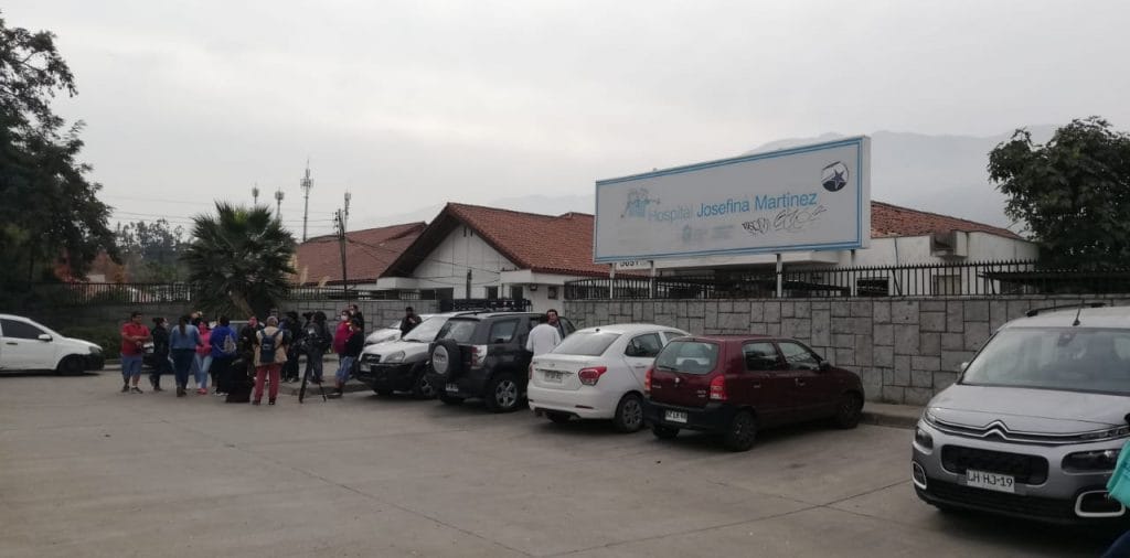 Familiares preocupados denuncian caso de Covid-19 en Hospital Josefina Martínez en Puente Alto