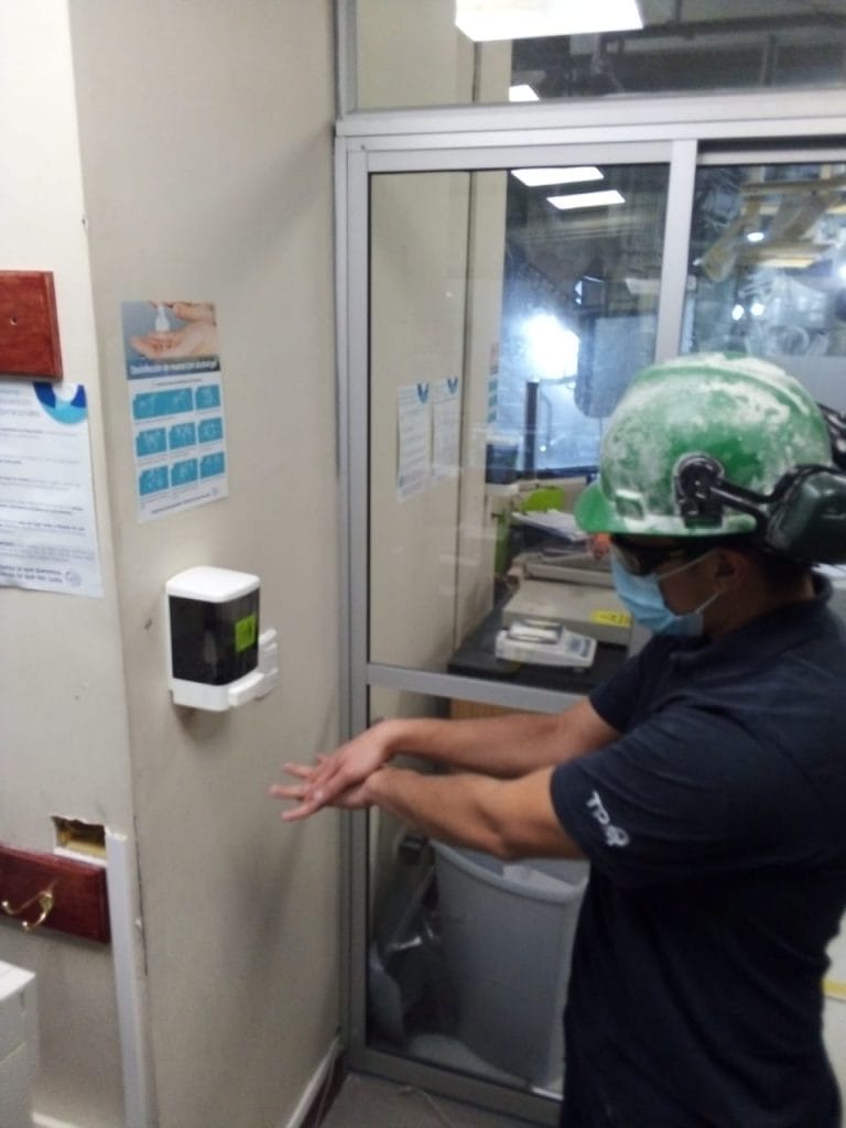 Softys aplica estricto protocolo de prevención y cuidado para sus trabajadores en planta Puente Alto