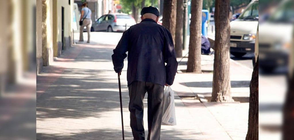 Puente Alto: Adultos mayores de 75 años podrán salir una hora desde el sábado 25 de julio 3 veces por semana
