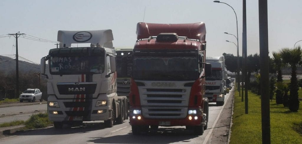 Camioneros anuncian Paro Nacional