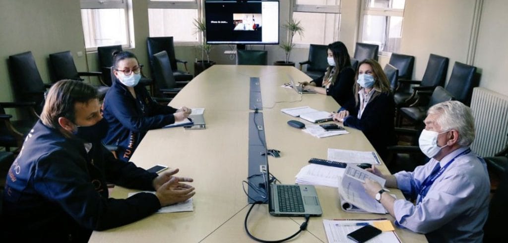 Ministro de Salud abre la opción para que trabajadores de Puente Alto retomen sus empleos