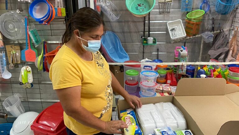 Arriba Todos Juntos: lanzan plan para apoyar con kits sanitarios a emprendedores de Puente Alto