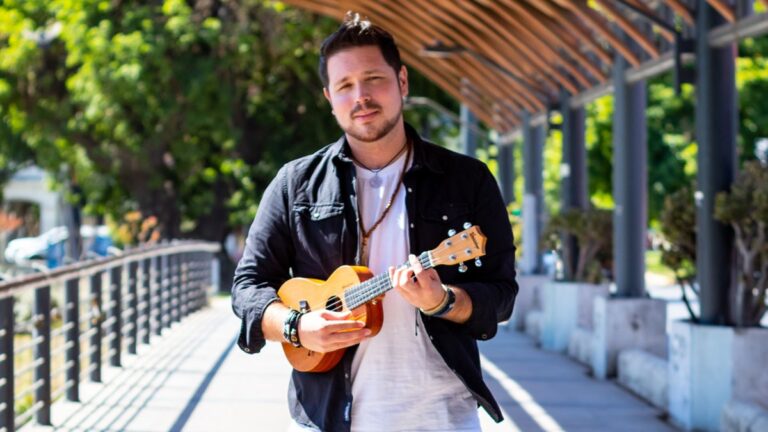 Único y especial como encuentro de la luna y el sol: Cantante puentealtino Diego Alonso lanza su nuevo sencillo Eclipse Diego Alonso