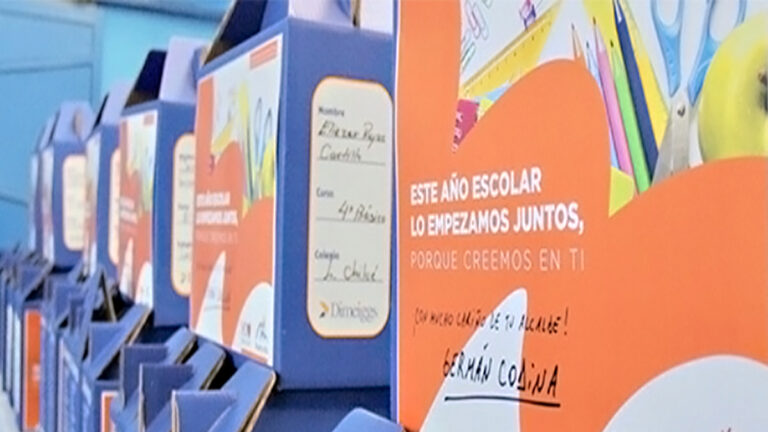 ¡Municipalidad lanzó plataforma para que puentealtinos postulen a la beca de uniformes y útiles escolares 2021! Puente Alto Municipalidad