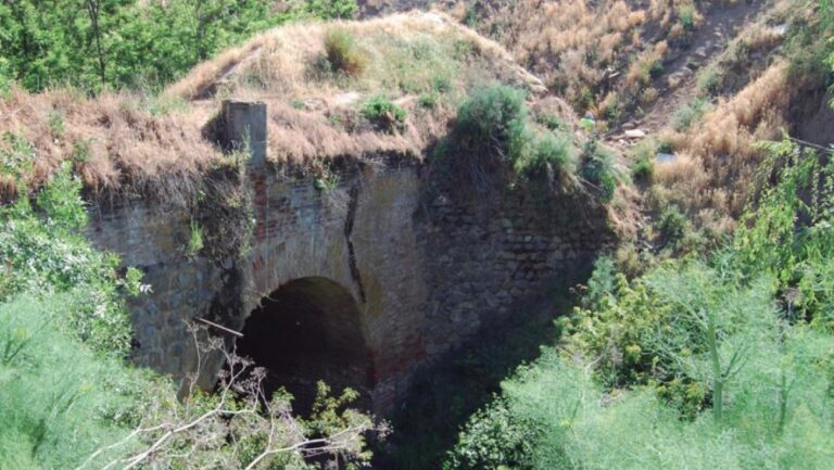 Hitos patrimoniales de Puente Alto: ¡el memorable Puente Colonial El Peral!