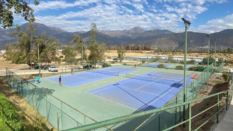 Club de Campo Las Vizcachas vuelve a funcionar para socios de Puente Alto