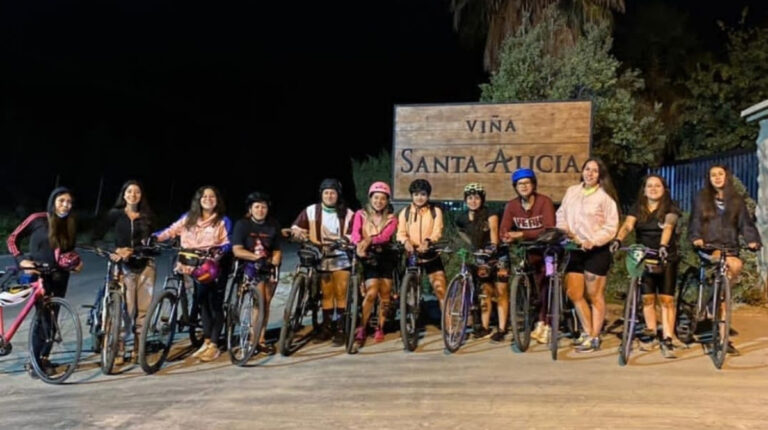 Puente Alto participará por primera vez en cicletada internacional para niñas, mujeres y disidencias