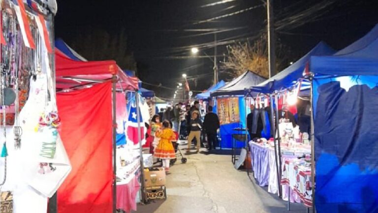 “Persa Alcaíno”, el mercado que surgió para ayudar a vecinos durante la pandemia
