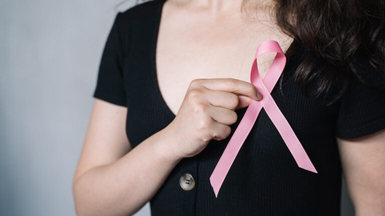 ¡Fomentemos el autocuidado en Puente Alto! Tips para detectar a tiempo el cáncer de mamas