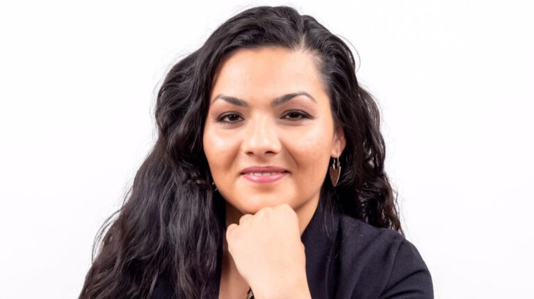 Contra la delincuencia y el narcotráfico: pircana Fabiola Moya busca un puesto en el senado