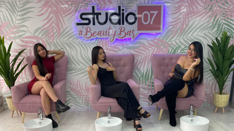 ¡Ven a conocer los servicios de belleza que Studio 07- Beauty Bar ofrece para las mujeres de Puente Alto!