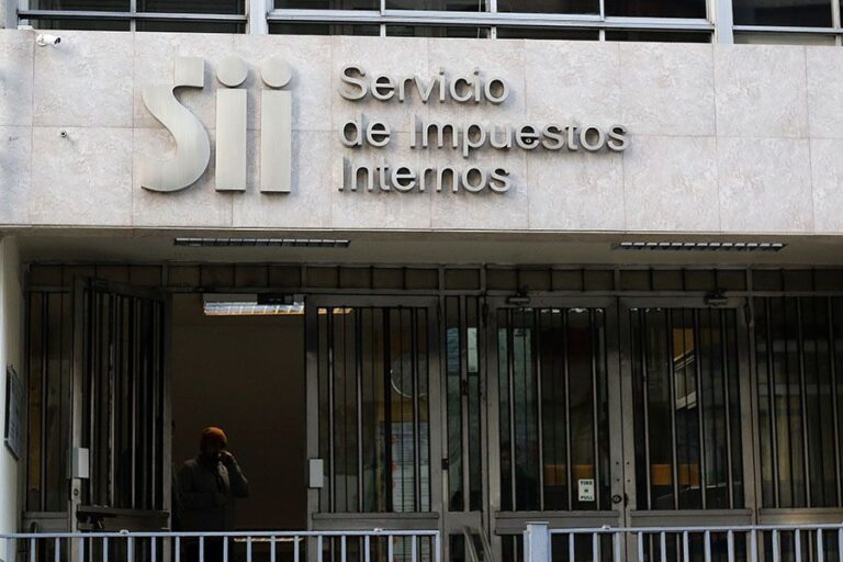 Estudiantes del Duoc UC de Puente Alto ayudarán gratuitamente a contribuyentes en su declaración de impuestos