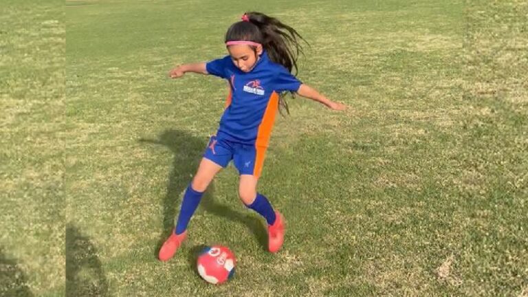 Magdalena Pino: la niña futbolista que deslumbra con su talento en el Complejo Amador Donoso
