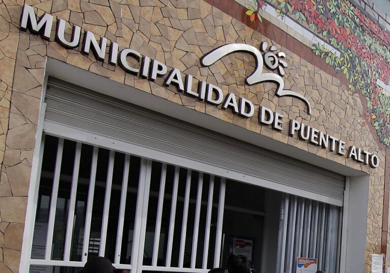 Desde las 18:30 horas: Municipalidad de Puente Alto brindará atención nocturna a las vecinas y vecinos