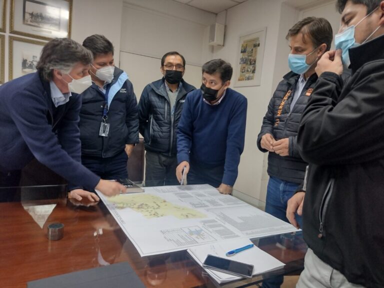 CGE se reúne con Germán Codina y presenta plan integral para mejorar calidad del suministro eléctrico en la comuna