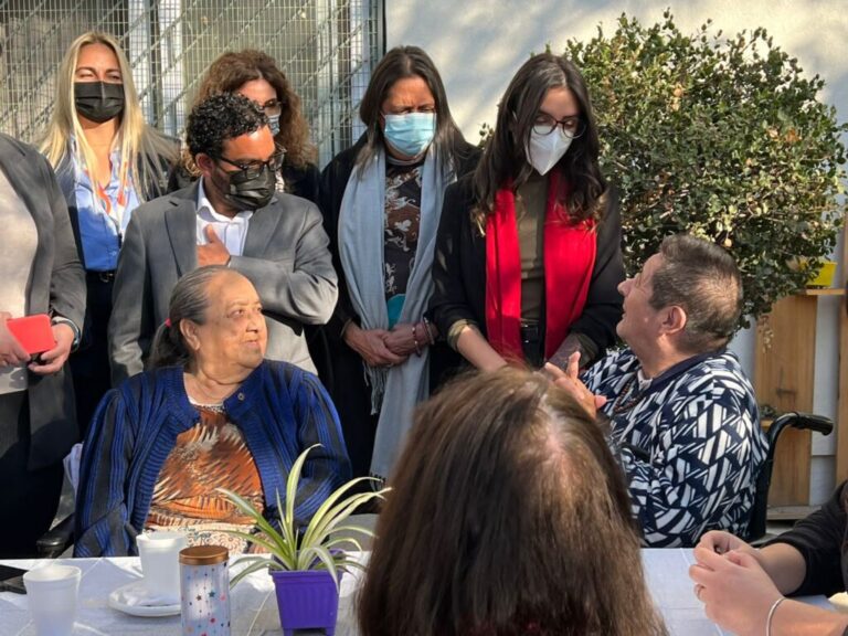GOBIERNO IMPULSA CALIDAD DE VIDA DE ADULTOS MAYORES EN PUENTE ALTO: INAUGURAN MEJORAS ENERGÉTICAS EN HOGAR DE LARGA ESTADÍA