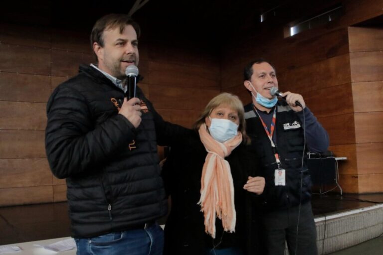 Alcalde Germán Codina se reunió con directivas de clubes de adulto mayor para informar las actividades que volverán