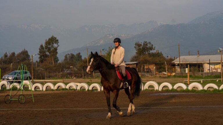Ven a conocer Club Ecuestre Pirque: Toma las riendas y vive con pasión la experiencia de montar a caballo