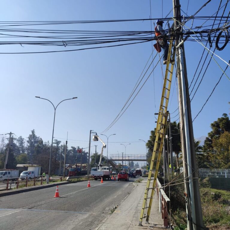 CGE se reúne con municipios de las Provincias de Cordillera y Maipo para informar sobre alcances de la Ley que entrega subsidio estatal a cuentas de Servicios Básicos