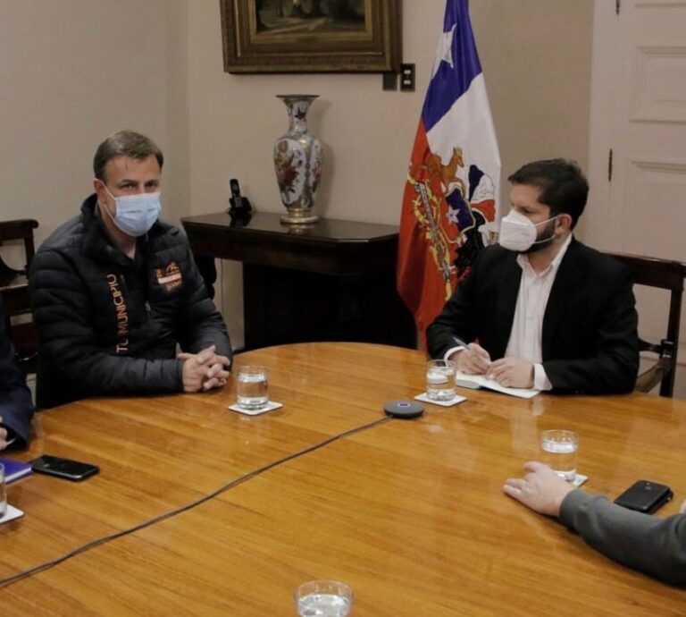Alcalde Germán Codina se reunió con el Presidente Gabriel Boric para trabajar en una nueva Constitución Gentileza Municipalidad de Puente Alto
