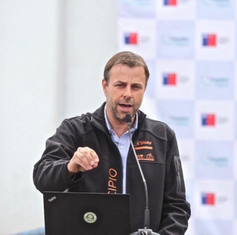 “Me advierten que nos dejarán en bolsas”: Alcalde Codina denuncia amenazas de muerte luego de polémica con Pablo Chill-E Gentileza Instagram @germancodinapowers