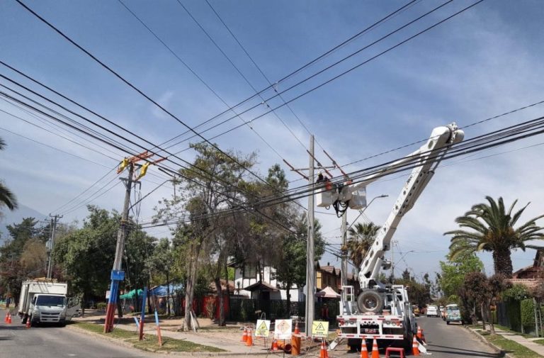 CGE informa trabajos programados para esta semana en Puente Alto, San José de Maipo y La Pintana