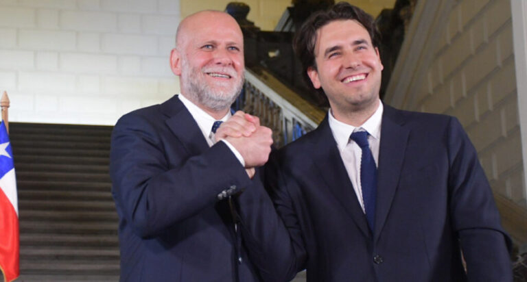 83% de los chilenos aprueba bases de nuevo proceso constituyente