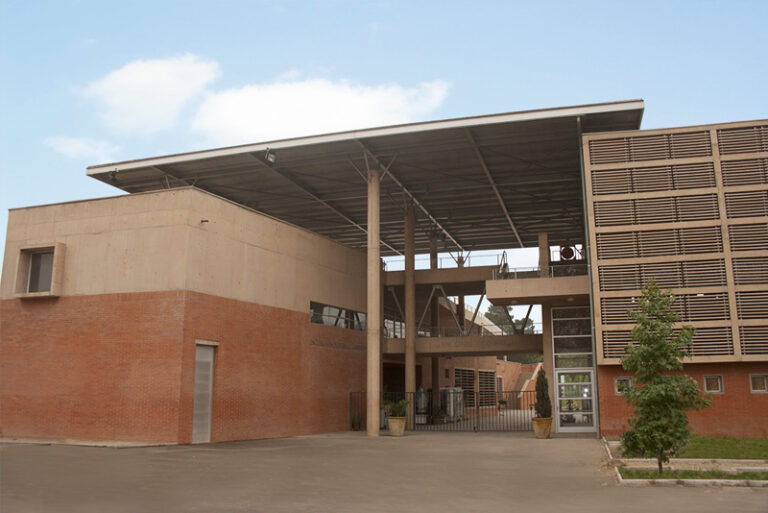 Escuela Industrial Las Nieves es reconocida por proyecto inclusivo de programación robótica