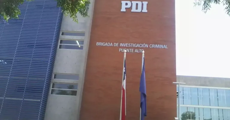 Encuentran cuerpo sin vida en instalaciones de la PDI en Puente Alto