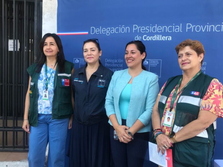 Campaña ”Evitemos la gripe aviar” en la Provincia Cordillera