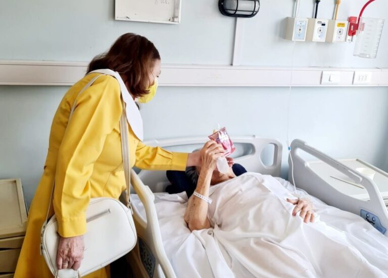 Damas de colores: Destacables voluntarias en Puente Alto